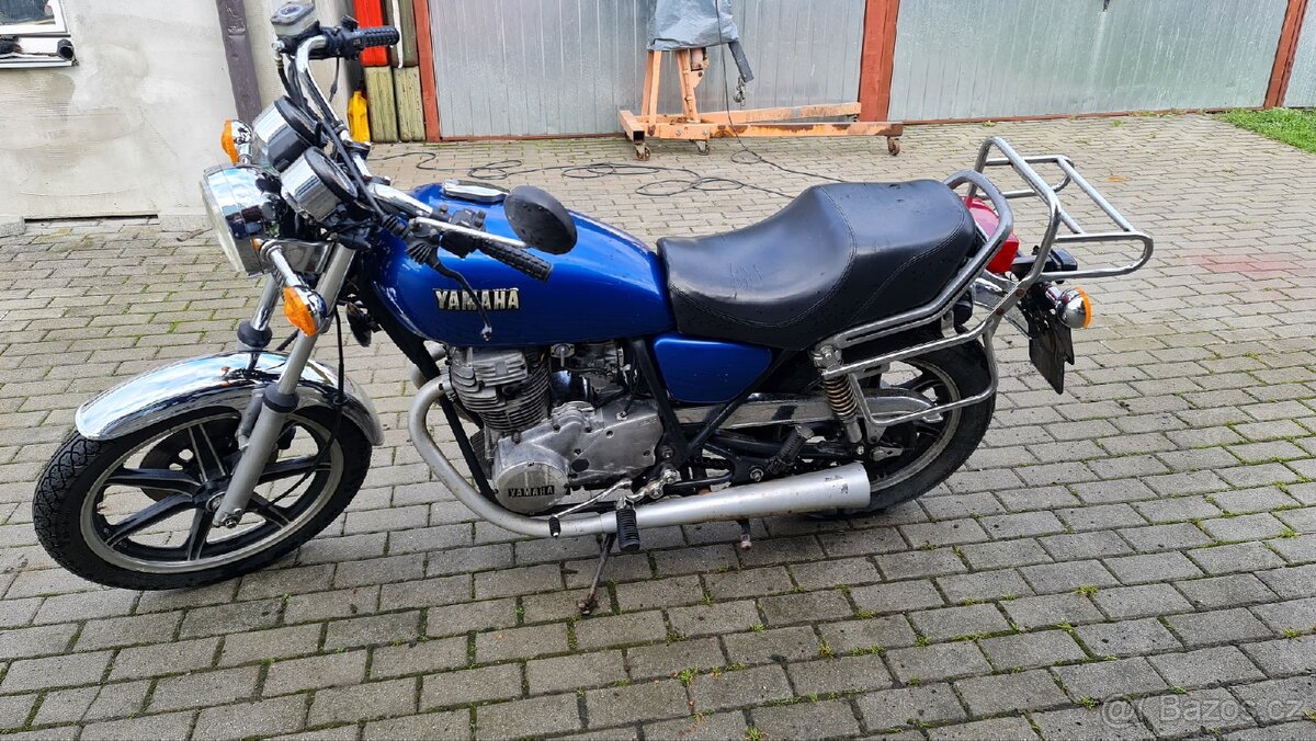 Yamaha xs 400 - 2