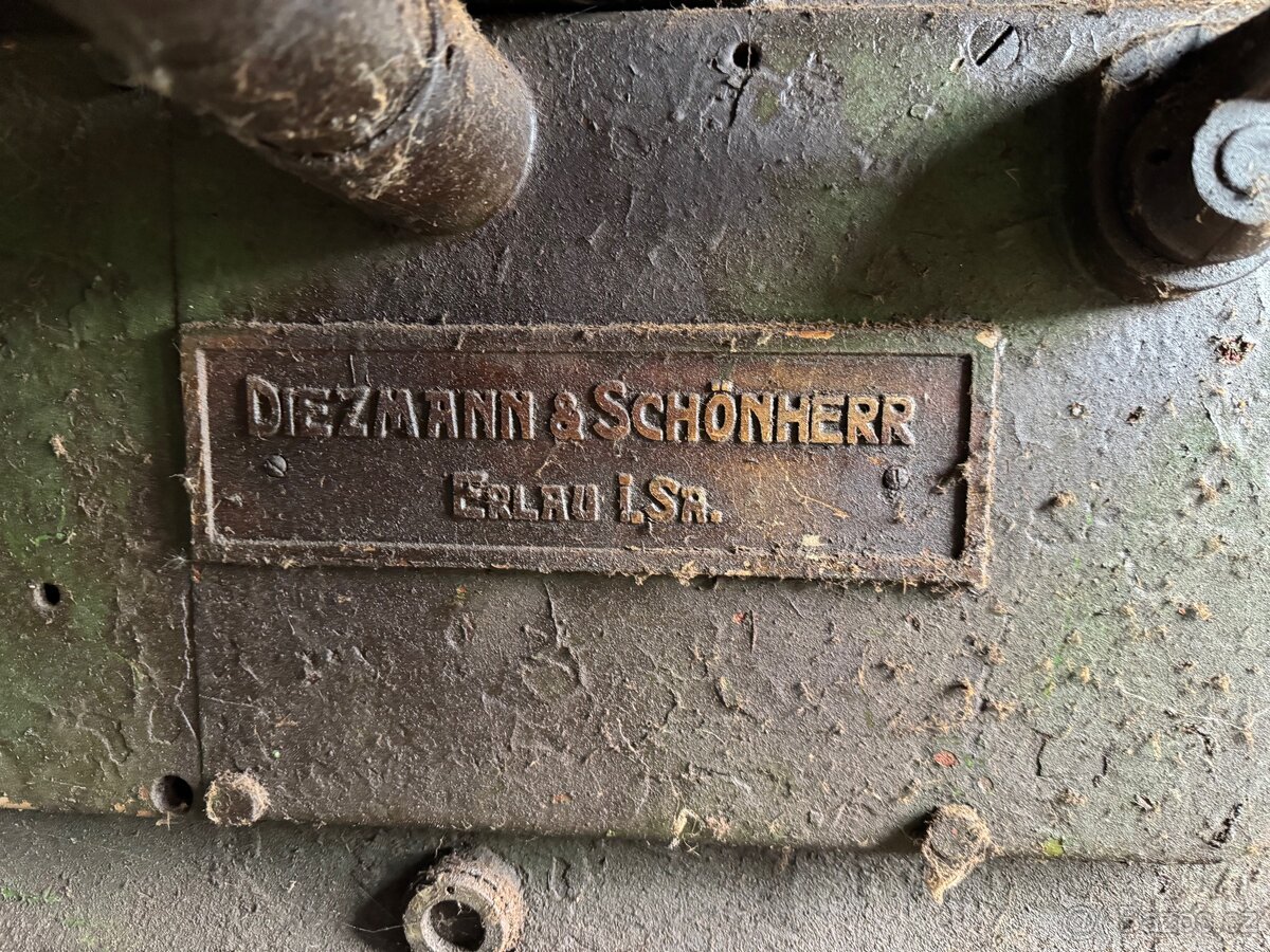 Soustruh na kov - 2
