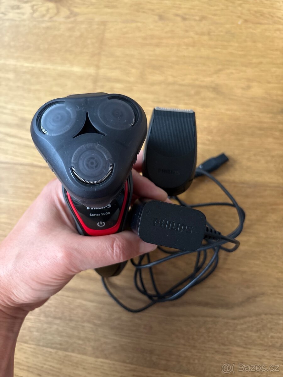 Holicí strojek Philips series 5000 - 2