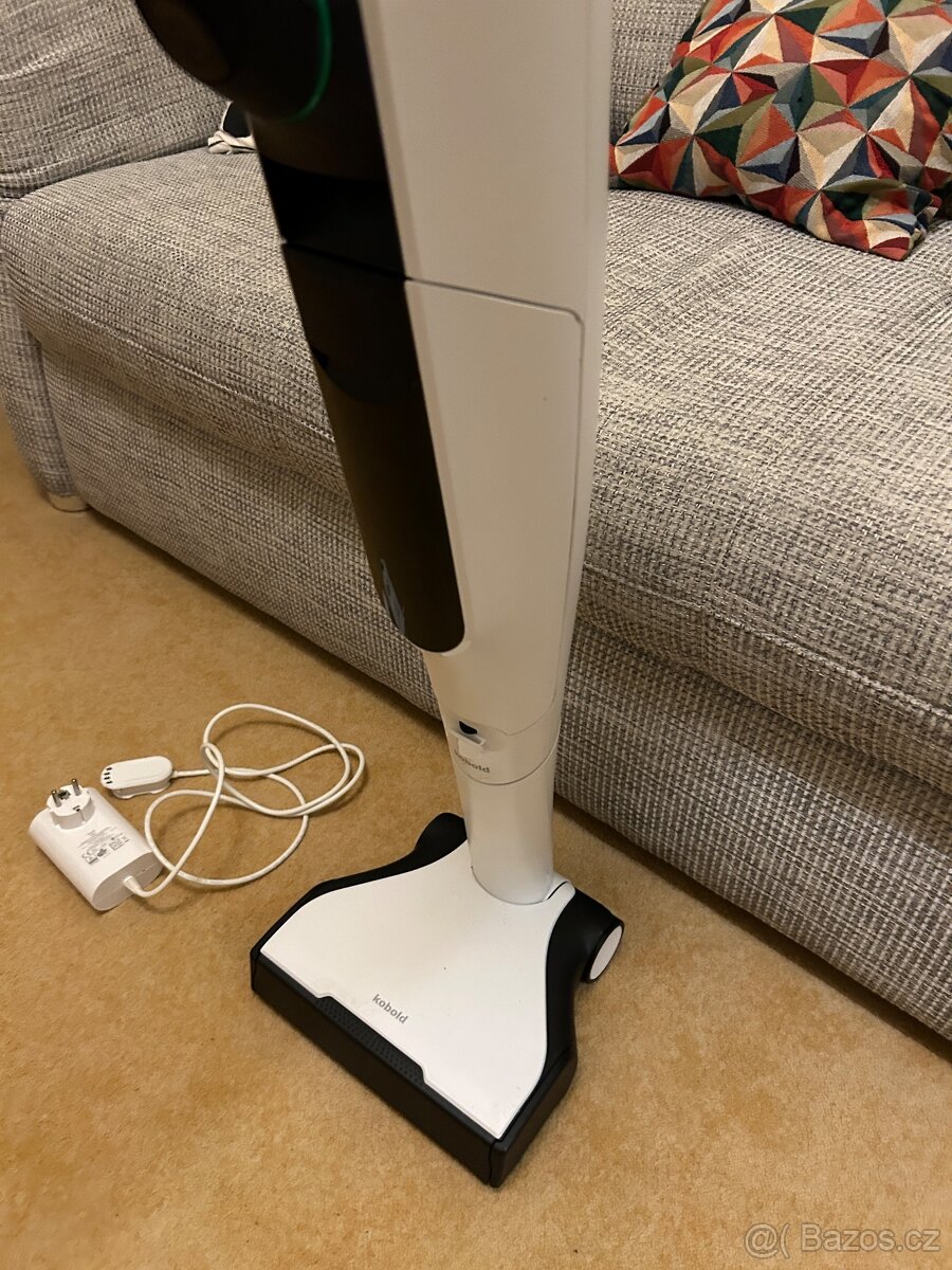 Aku vysavač Vorwerk VK7+kartáč EB7 - 2