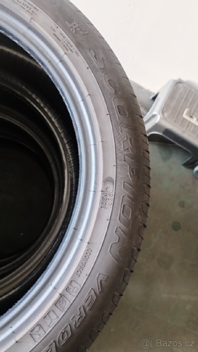 Prodám letní pneu Pirelli 235/50 R19 - 2