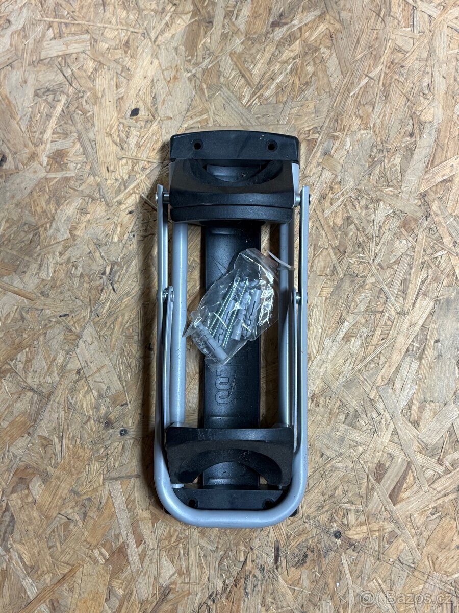 Ruční lis na PET lahve - 2