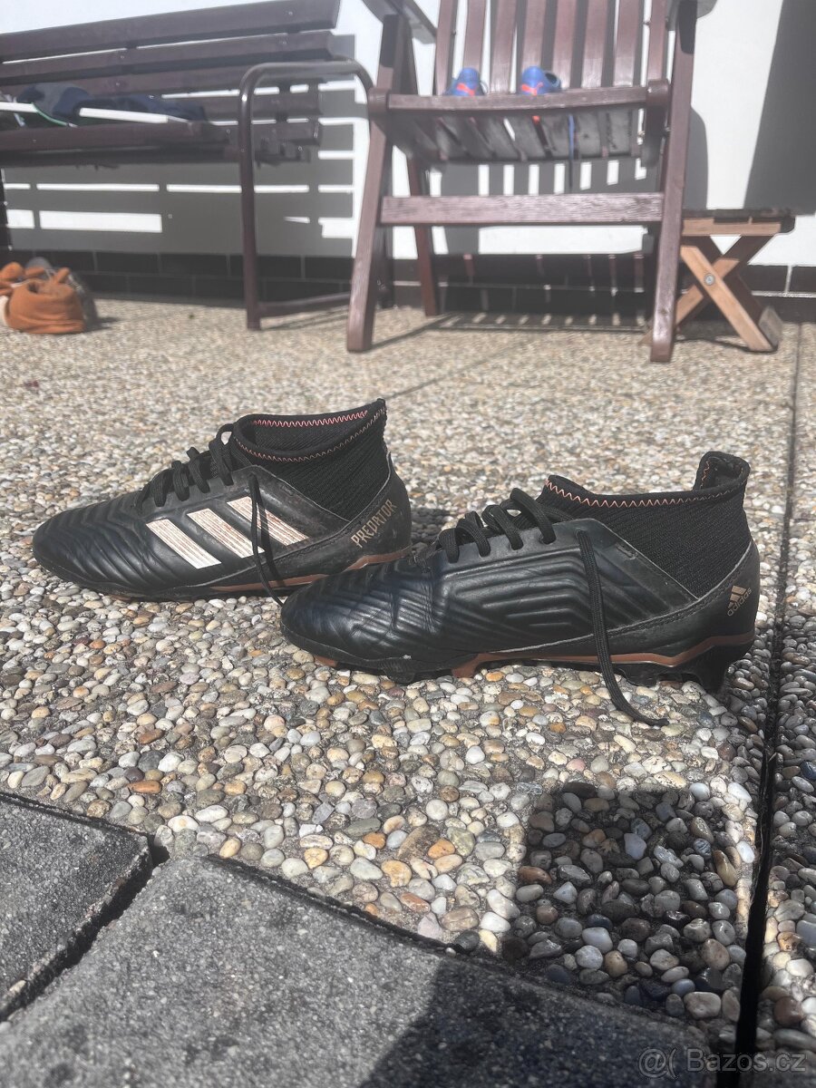 Kopacky Adidas Predátor vel. 35 1/2 - 2