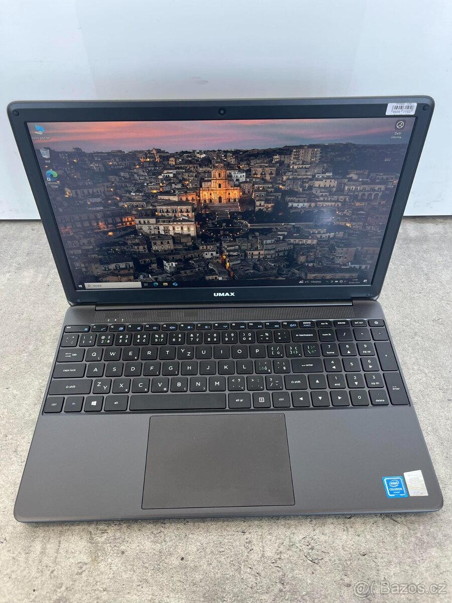 Umax Visionbook N15R - 2