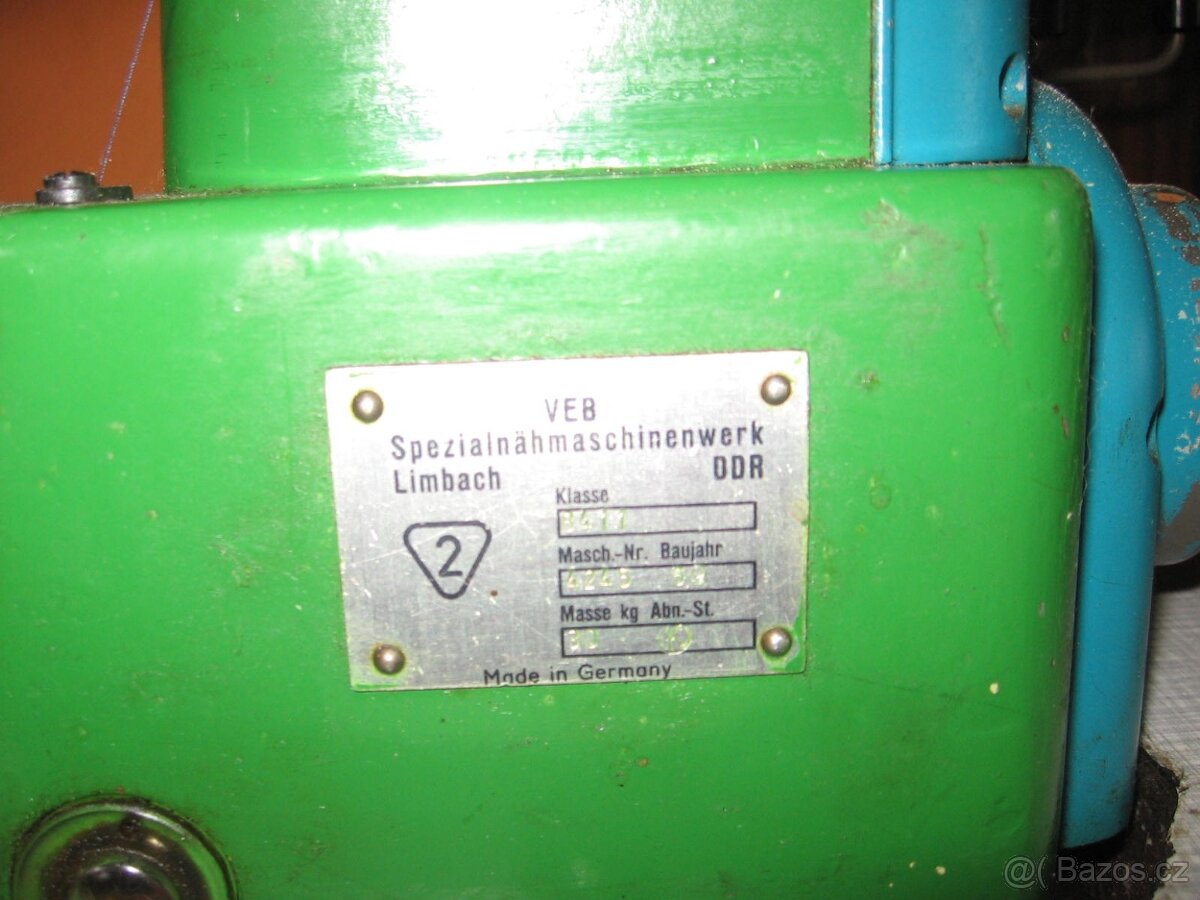 šicí průmyslový stroj dvoujehla - 2