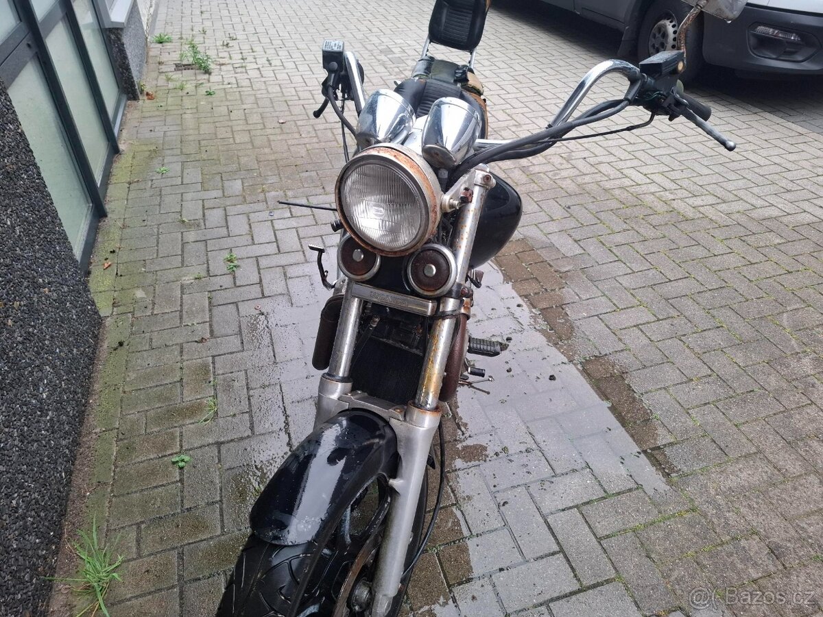 Honda VT1100 1986 - 2