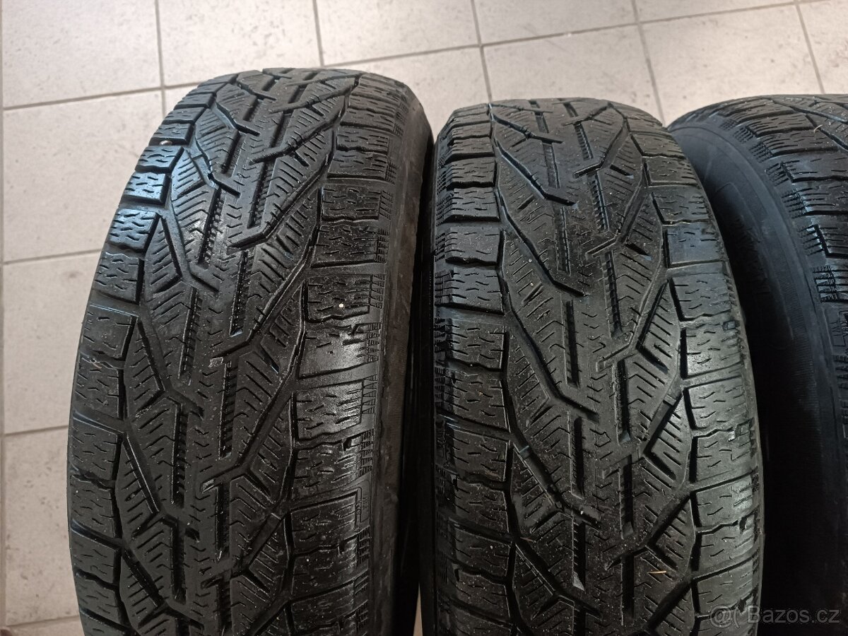 Zimní pneu Riken 215/70/16 - 2