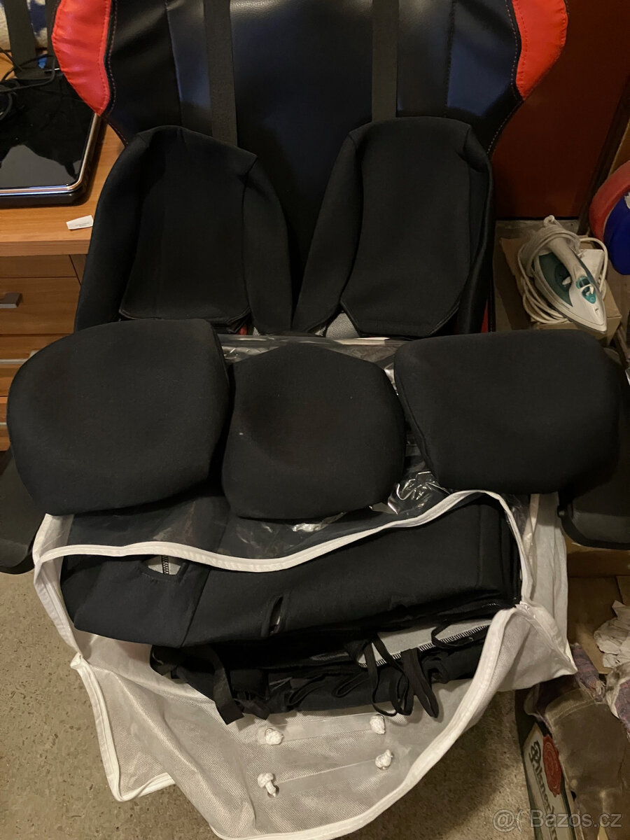 Potahy na Ford Focus mk3 kombi komplet - 2