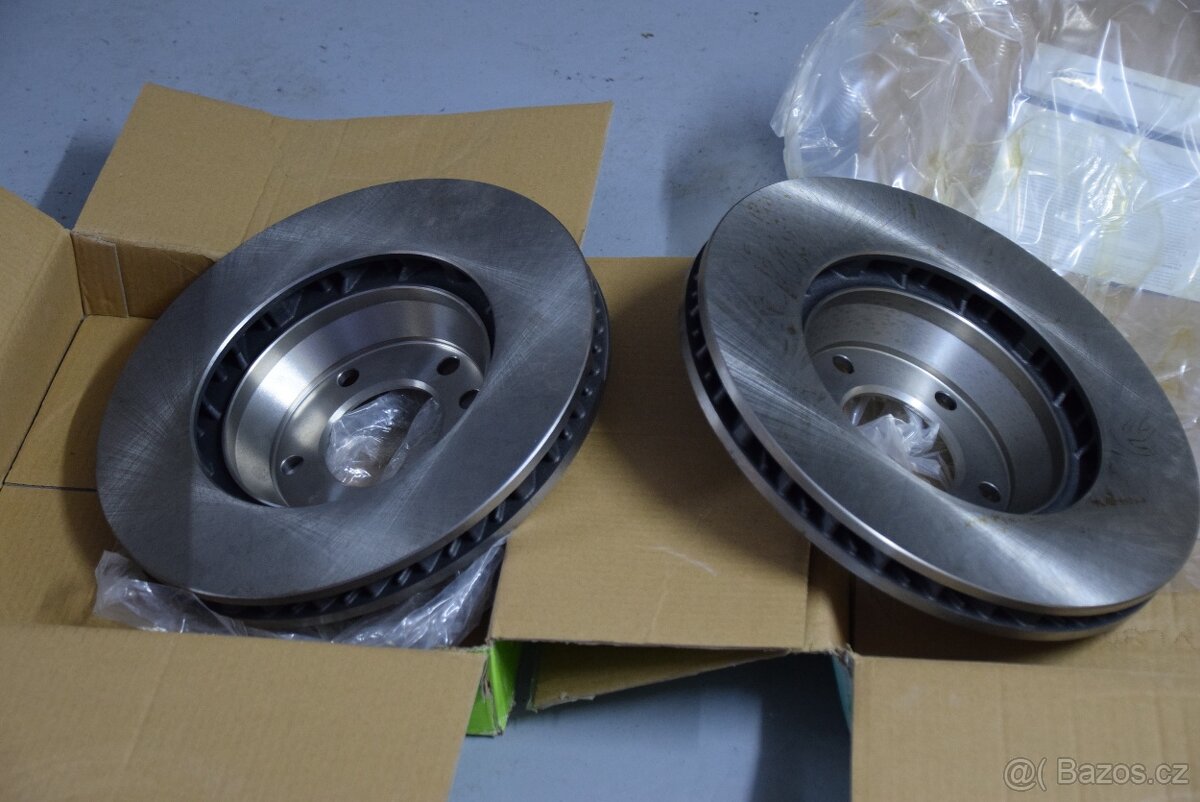 Brzdové kotouče Audi Q7 - 2
