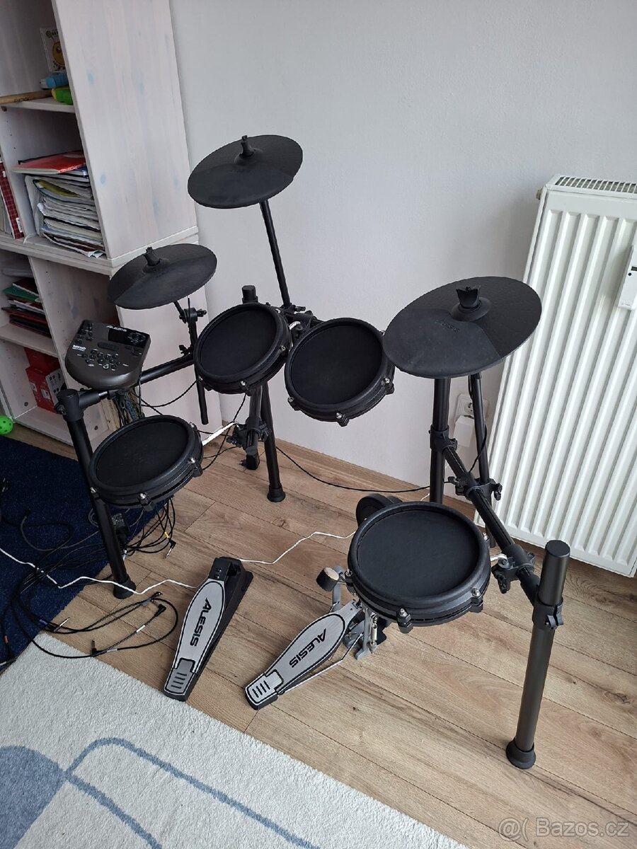 Prodám sadu elektronických bicích - 2