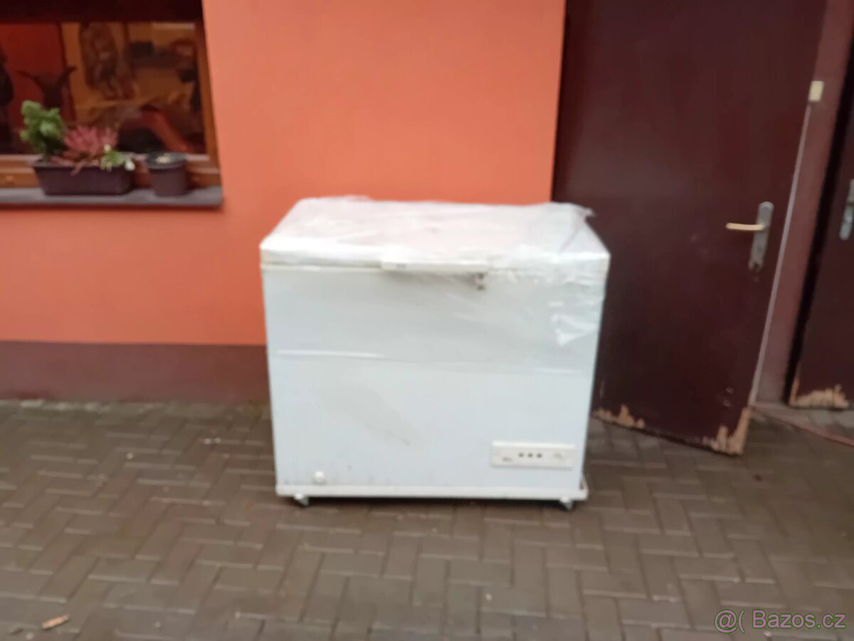 Prodam pultovy mrazak. - 2