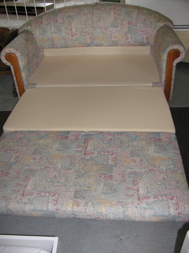 Rozkládací pohovka - 2