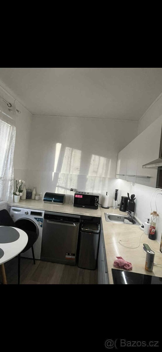 Kuchyňská linka plus spotřebiče - 2