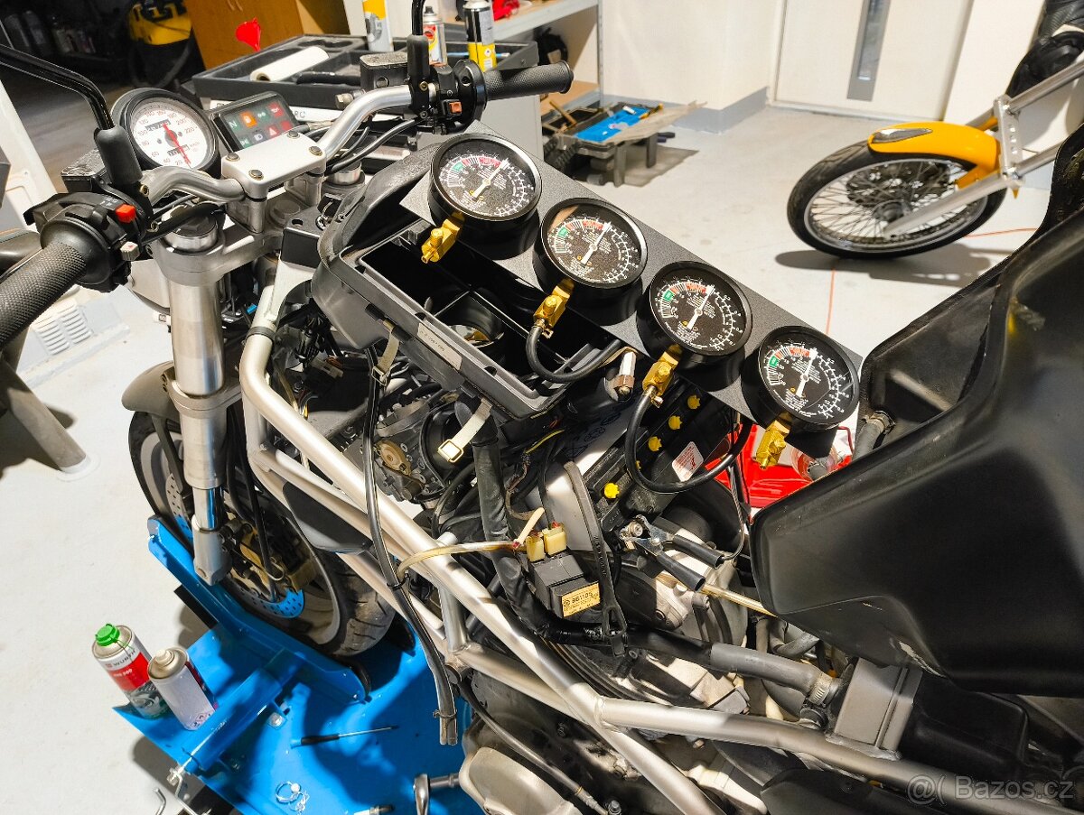 Ducati Monster 600 - 2