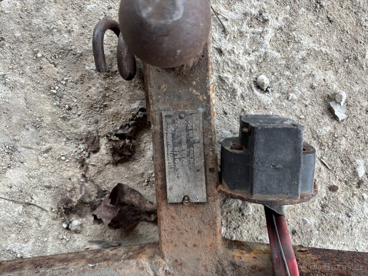 Škoda 100/1000 - tažné zařízení - 2