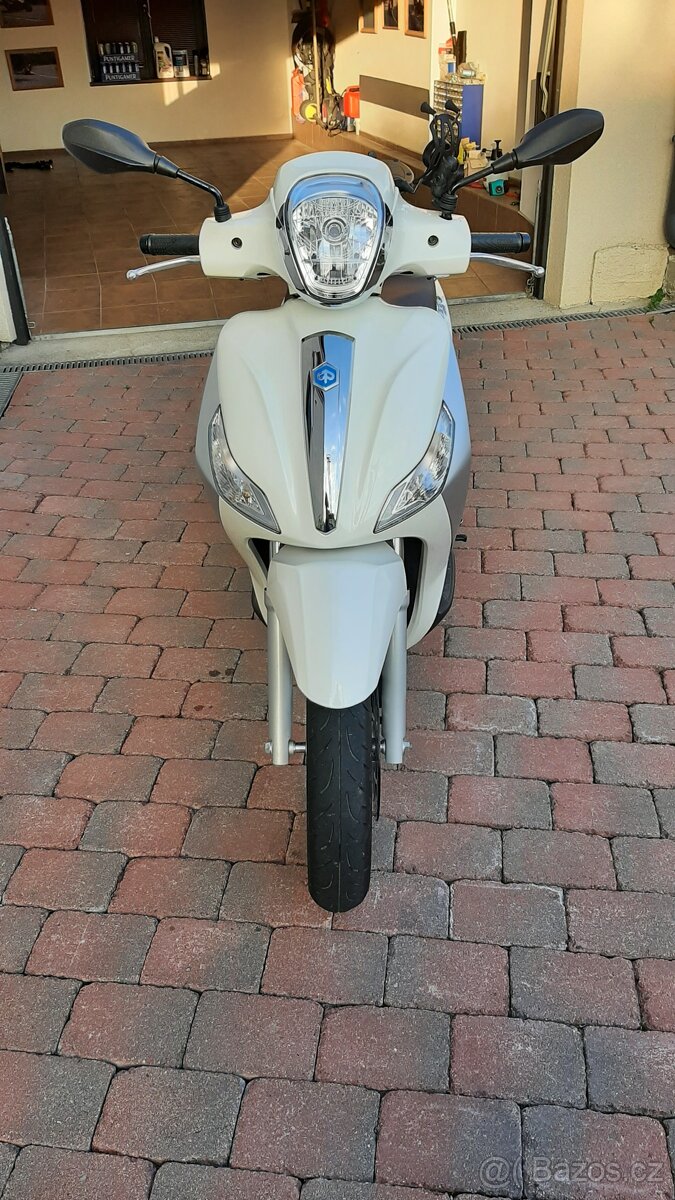 Prodám Piaggio Medley 150 - 2