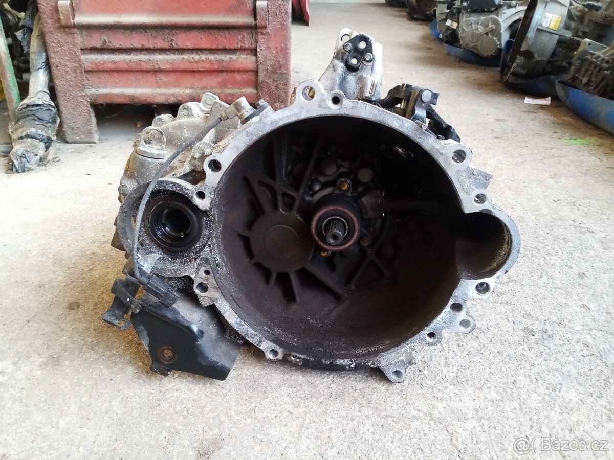 Převodovka 1,6crdi WKJ6 A Hyundai,Kia - 2