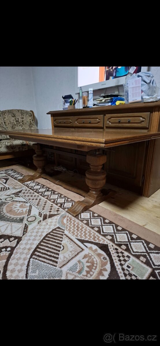 Konferencni jidelni stul - 2