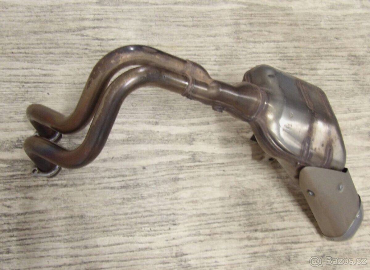 Yamaha MT-07 kompletní originální svod výfuku - 2