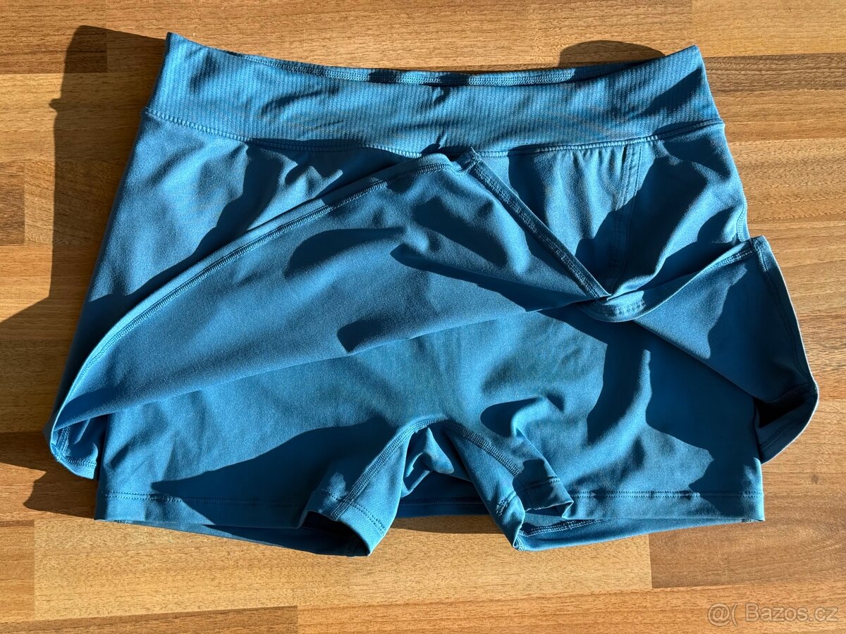 Sportovní kraťasy se sukýnkou, vel. M/L zn. NIKE - 2
