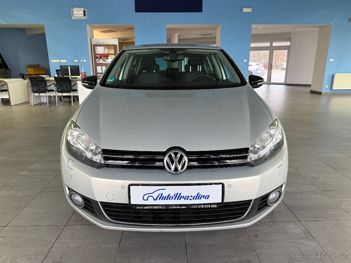 Volkswagen Golf 1,2 TSI 77kW,SERVISKA,STYLE - 2