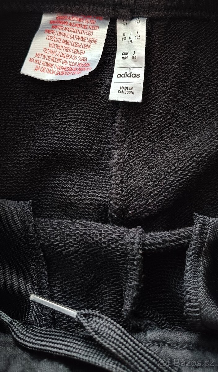 Bavlněné tepláky Adidas vel. 150 (11-12 let) - 2