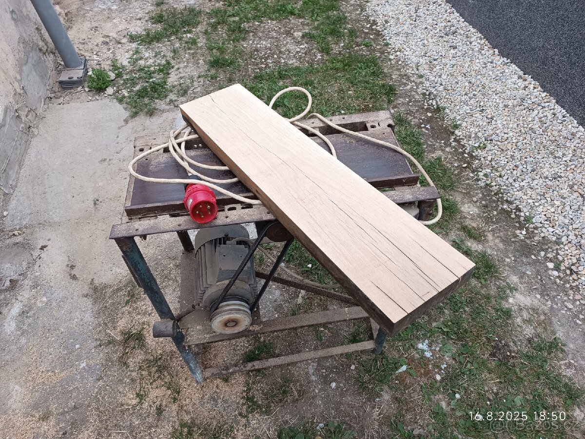 Hoblovka, srovnávačka - 2