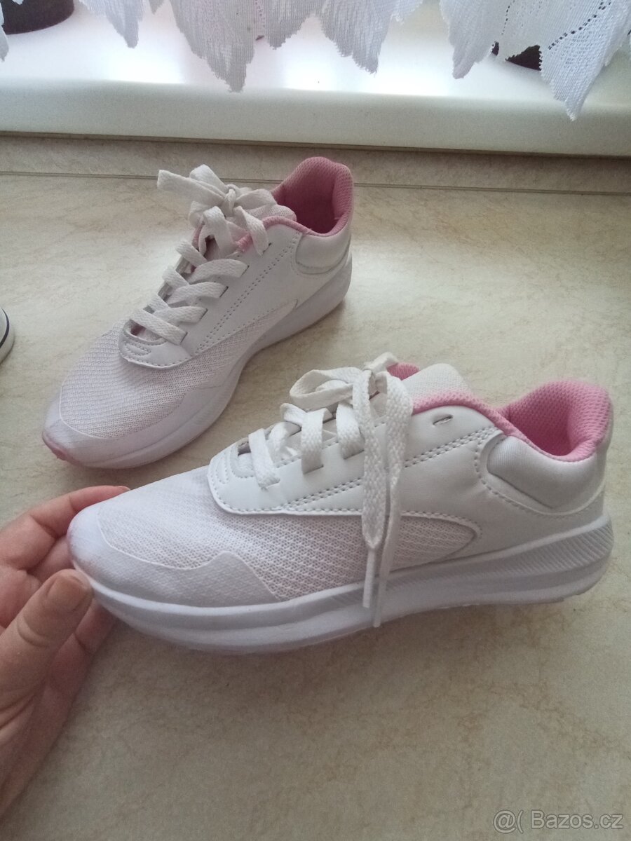 Boty vel. 36 BOVÉ - 2