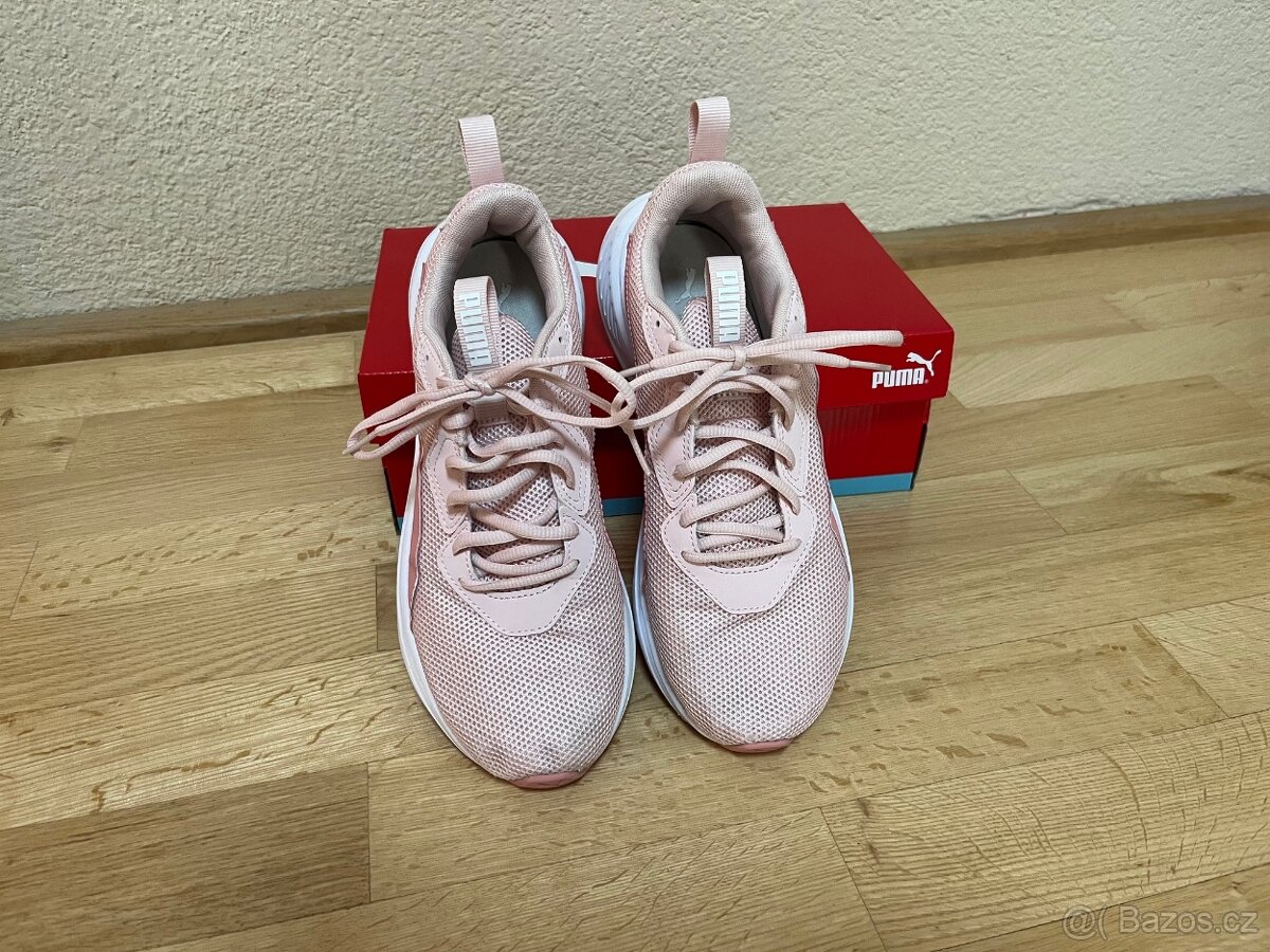 Dámské boty zn. PUMA ve vel. 40.5 - 2