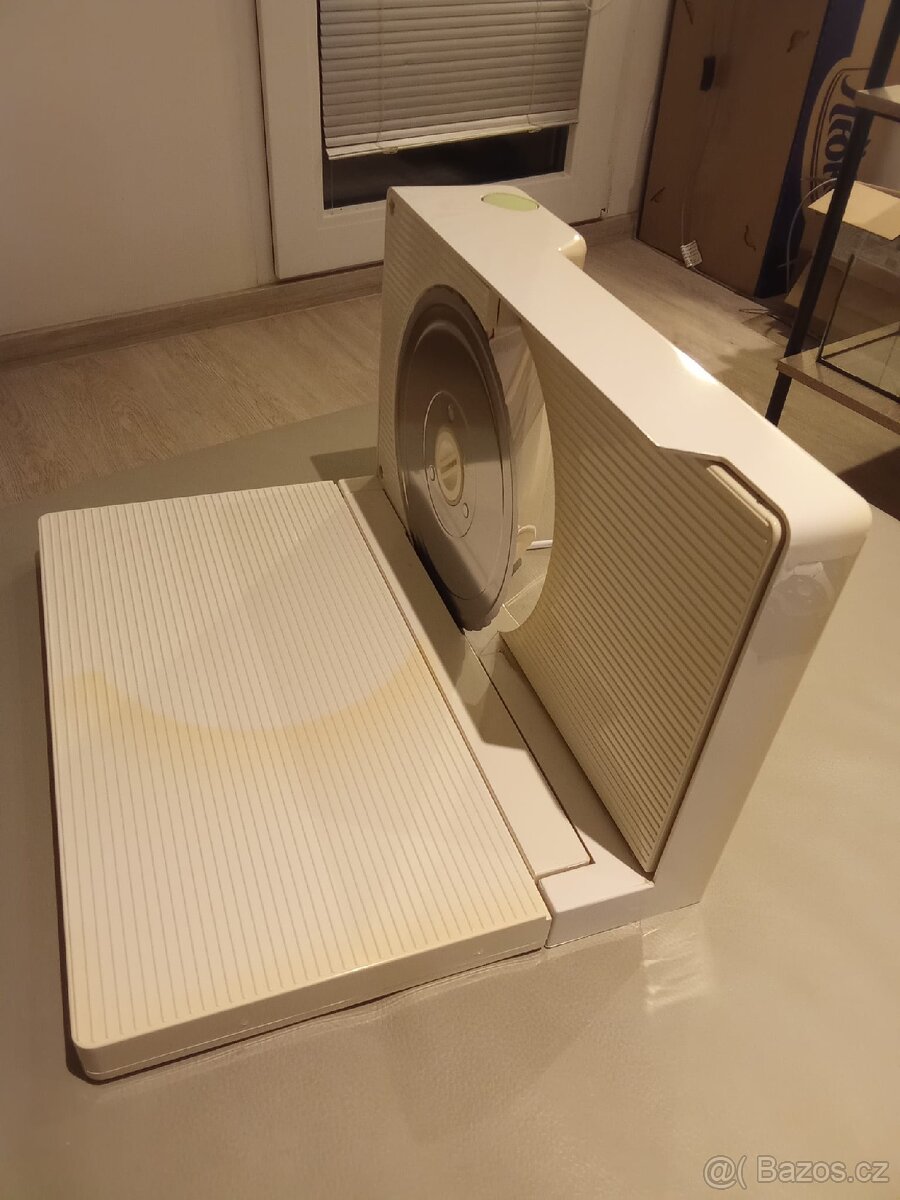 Elektrický kráječ na chleba a uzeniny - 2