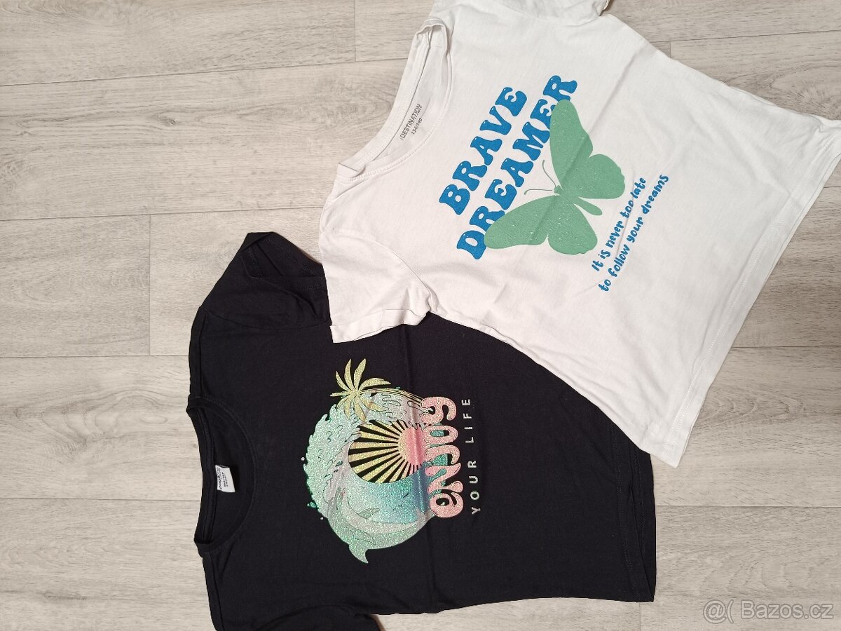 Různá trička vel. 134-140 - 2