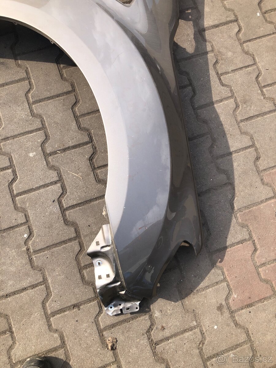 Pravý blatnik Ford Ranger - 2