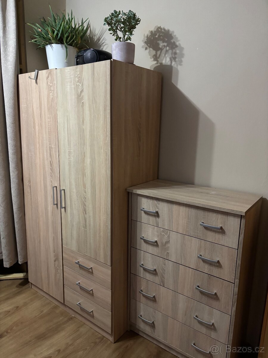 Skříň a komoda v setu - 2