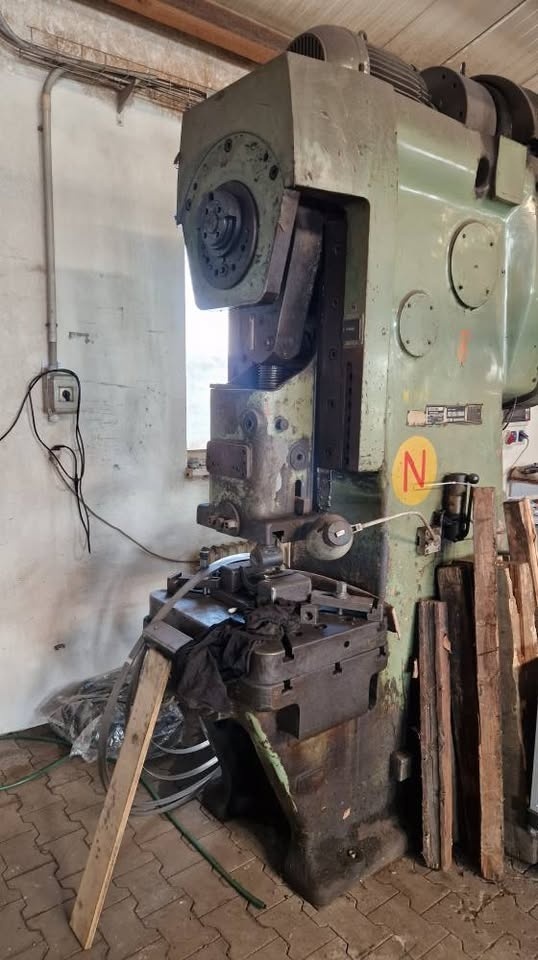 Excentrický lis - 2