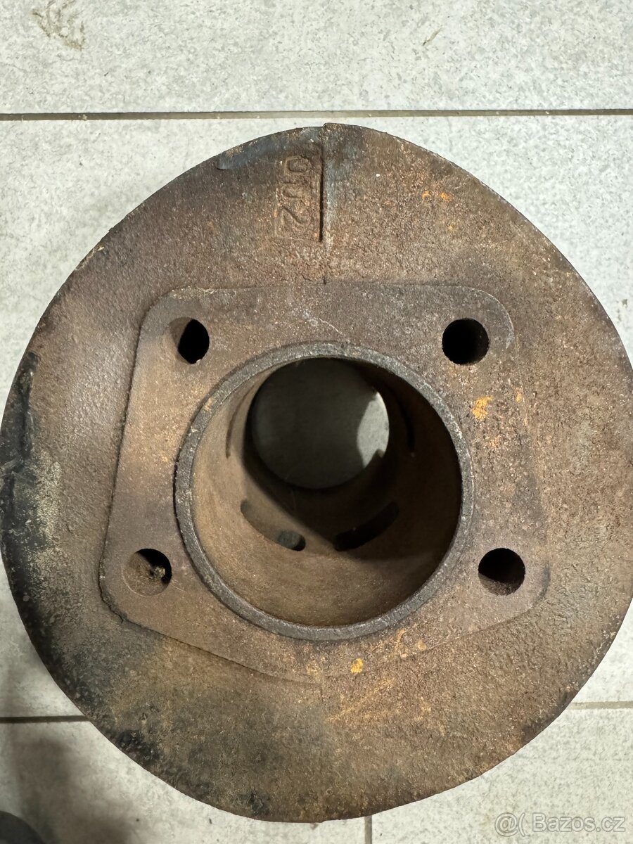 Válec JAWA 250 perák - 2