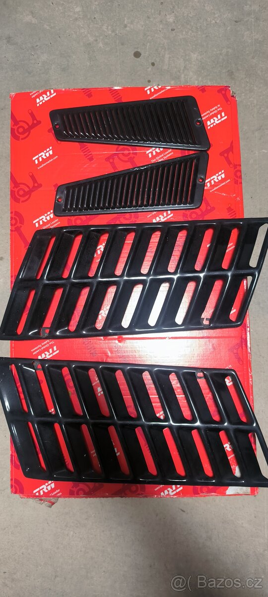 Škoda coupé 110R mřížky - 2