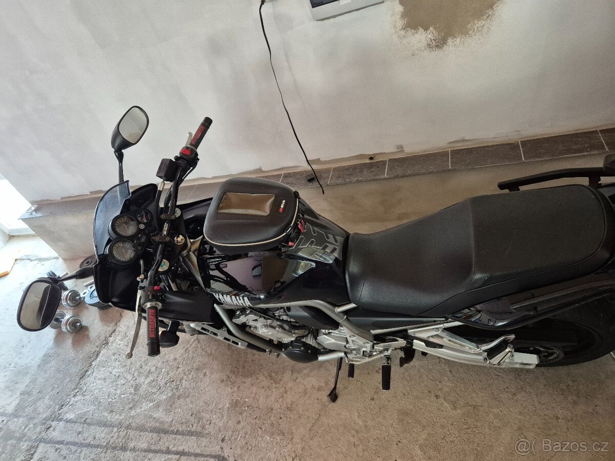 Yamaha Fazer 1000 - 2