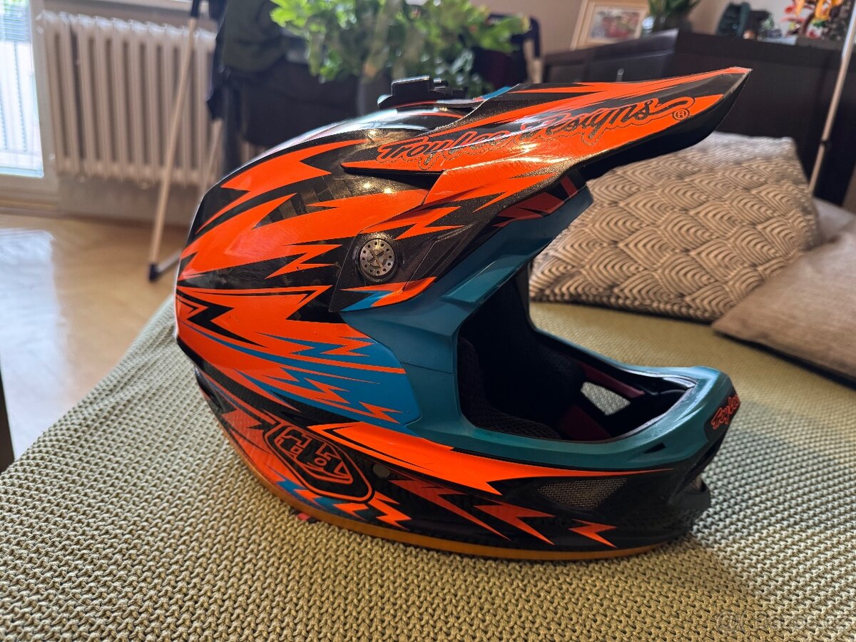 Helma Troy Lee Design D3 - 2