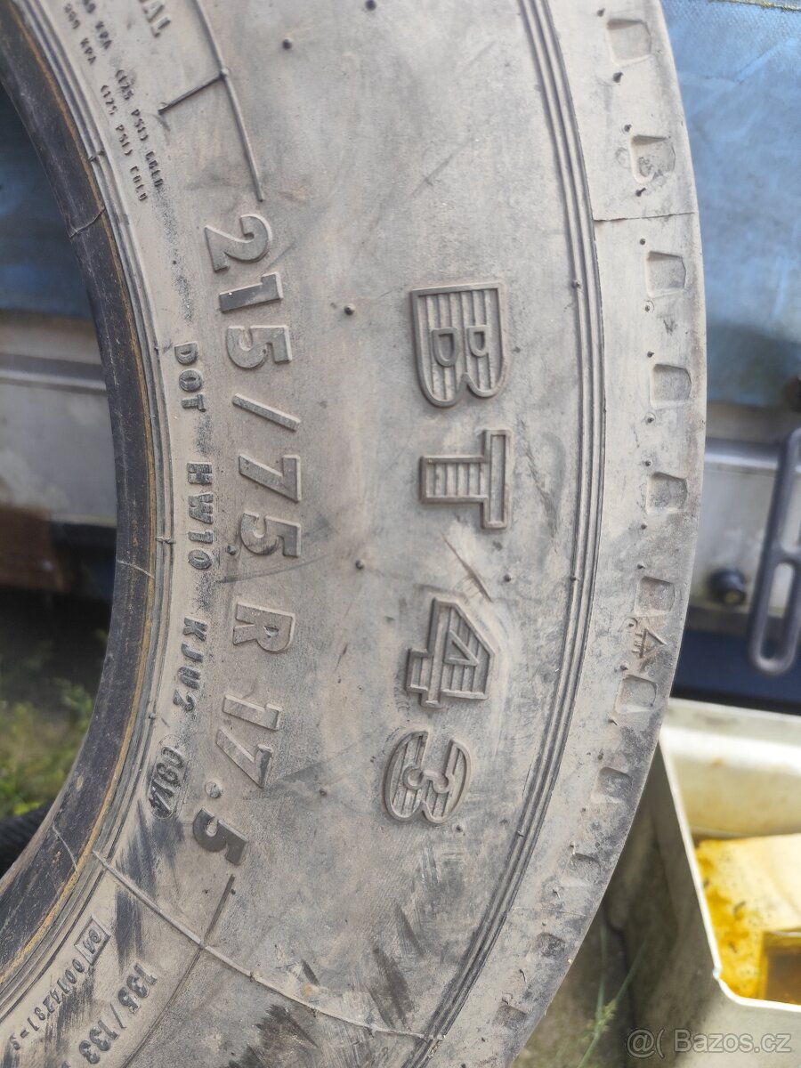 Pneu 215/75 R17,5 1 kus - 2