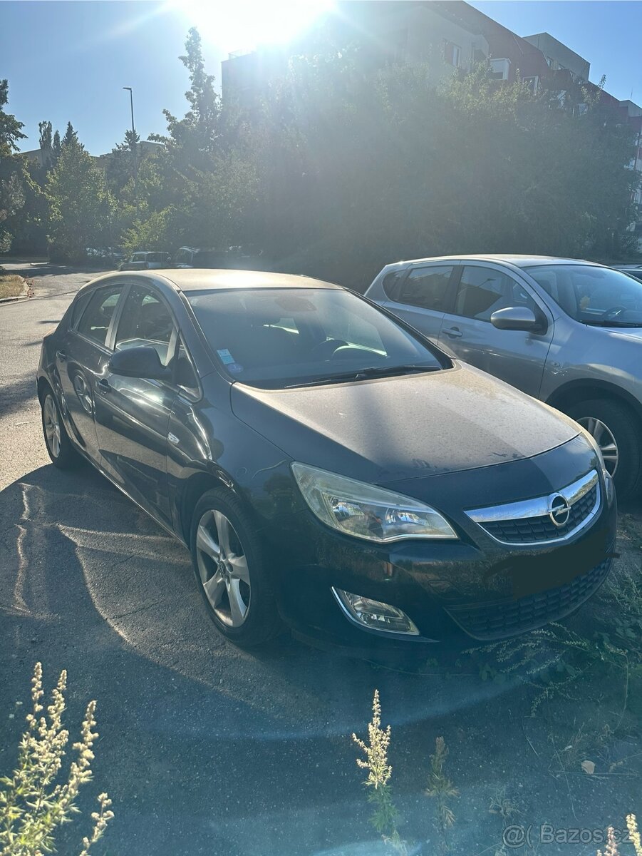 Opel Astra J náhradní díly - 2