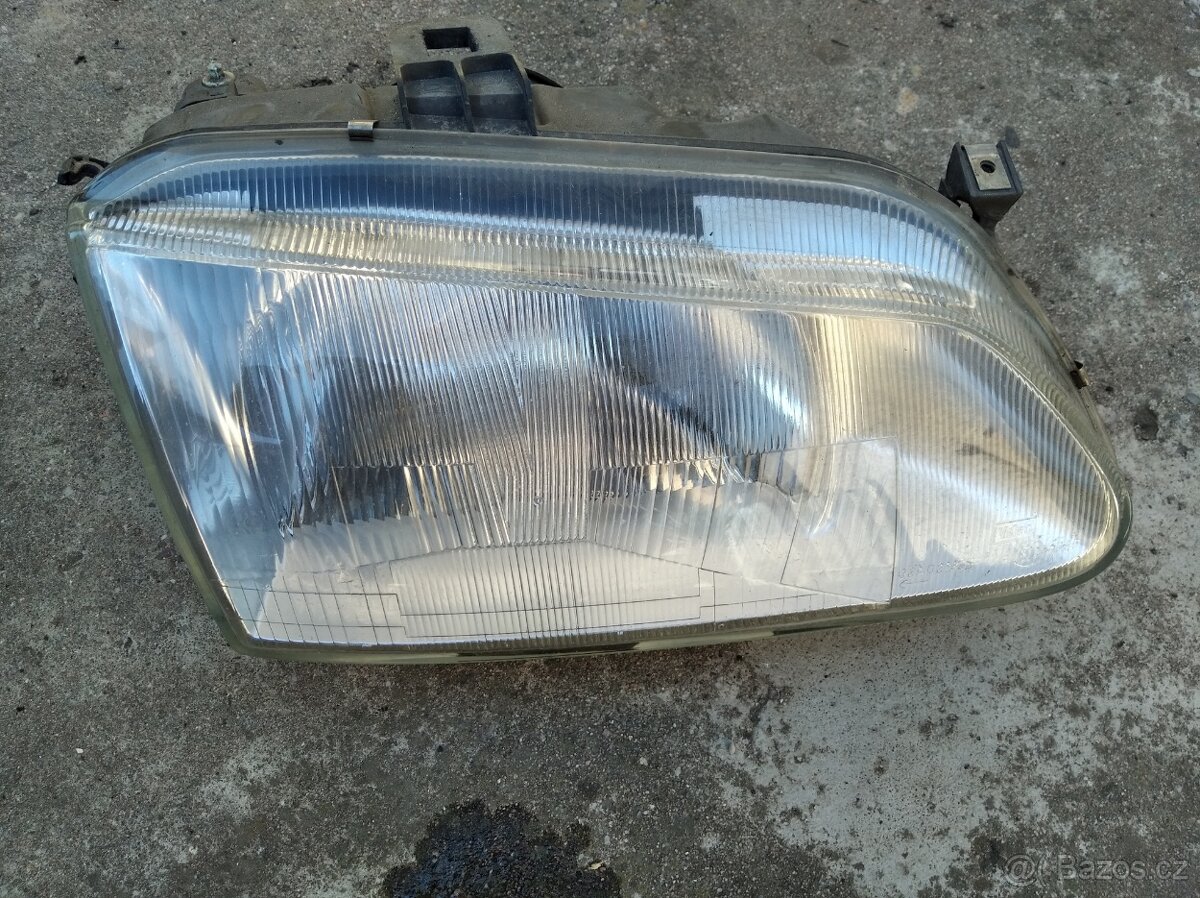 světla na renault megane scenic rv.98 - 2
