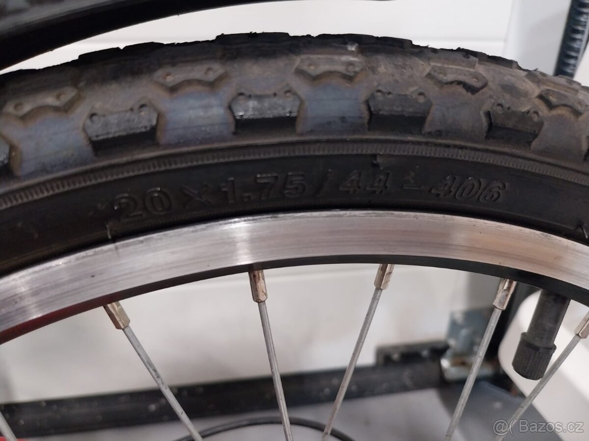 Dětské kolo Apache 20" červené - 2