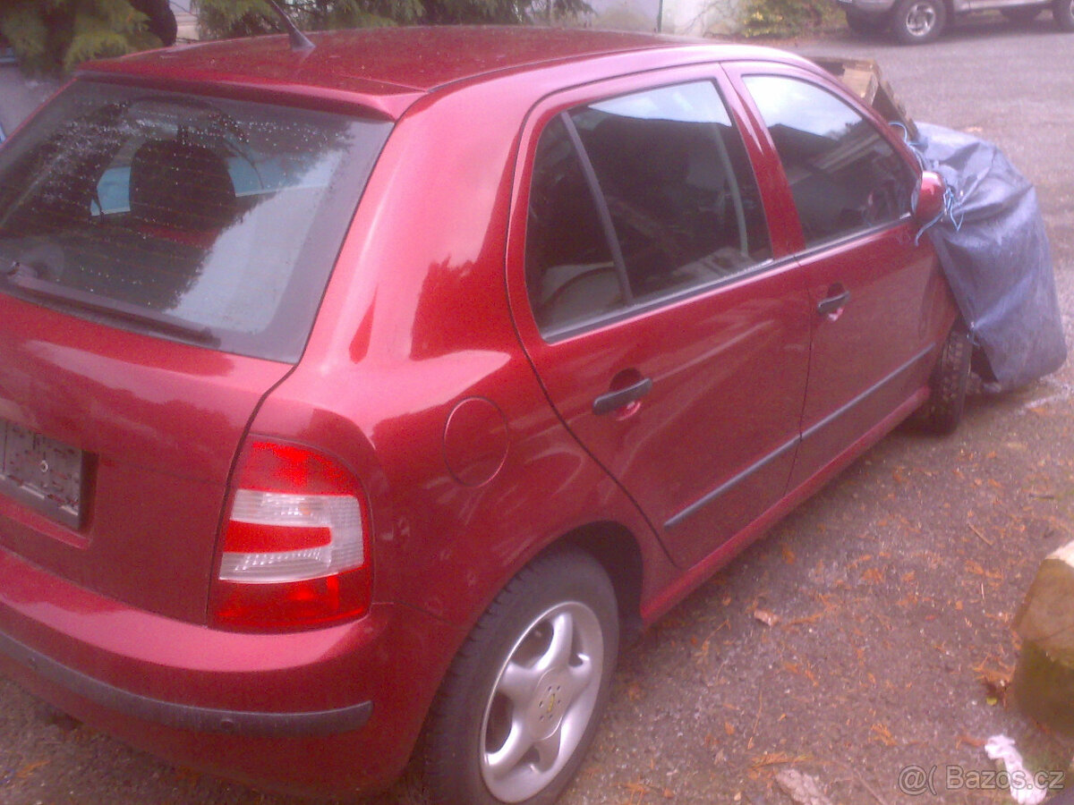 Fabia I 1.6 16V - sportline interiér-díly - 2