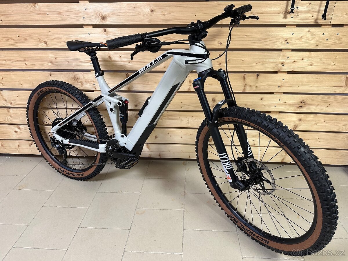 Elektrokolo BULLS SONIC EVO AM1 BOSCH 750Wh GREY NOVÉ - 2