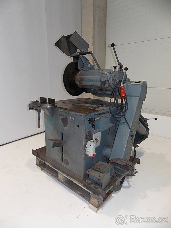 PILA ZKRACOVACÍ UNI 17 - 2