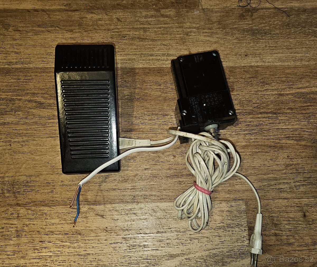 Motor+slapka na šicí stroj - 2