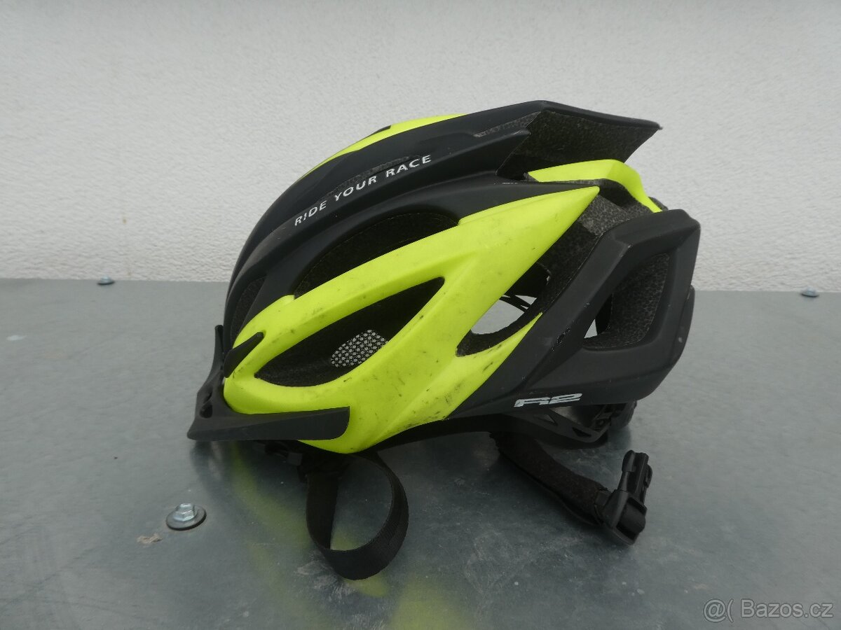 Přilba na kolo R2 - 2