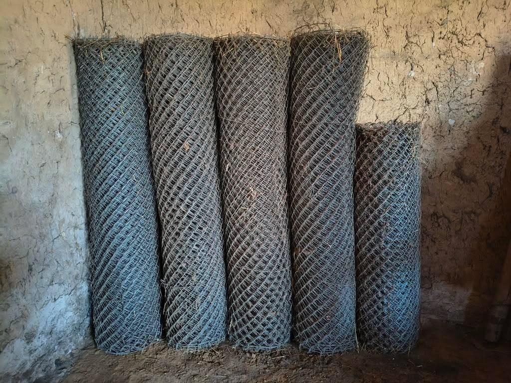 Čtyřhranné pozink pletivo - 2