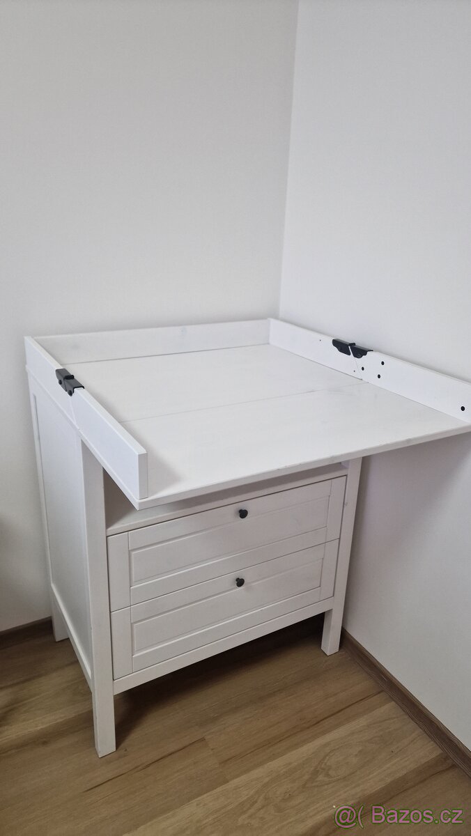 Přebalovací pult - 2