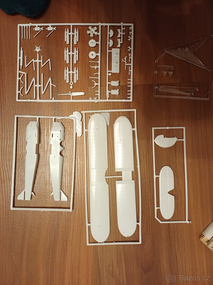 Plastikovy model letadla polikarpov po-2 - 2